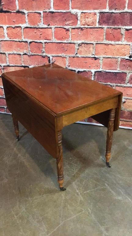 Sheraton Cherry Drop Leaf Table (1 of 5)