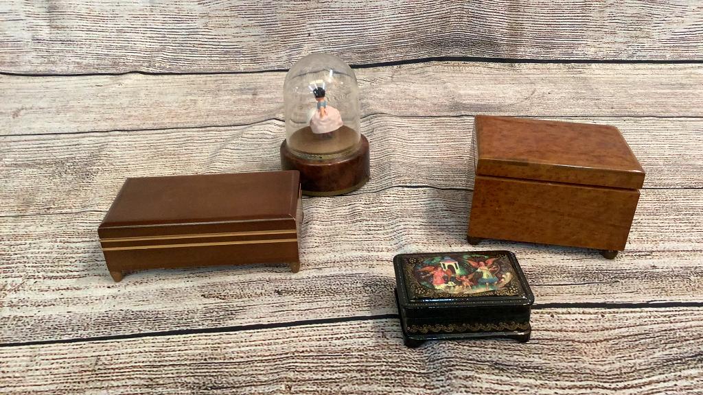 4 Music Boxes (1 of 8)