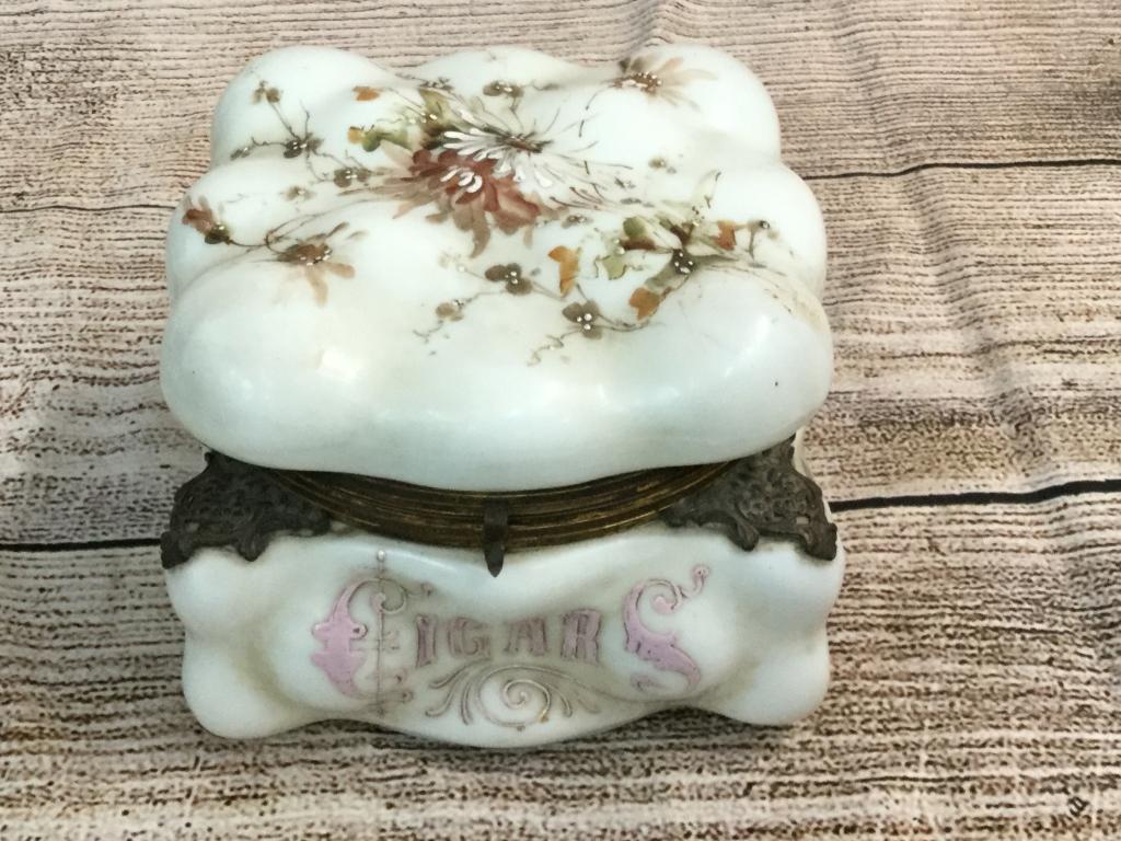 Wave Crest Style  Cigar Box