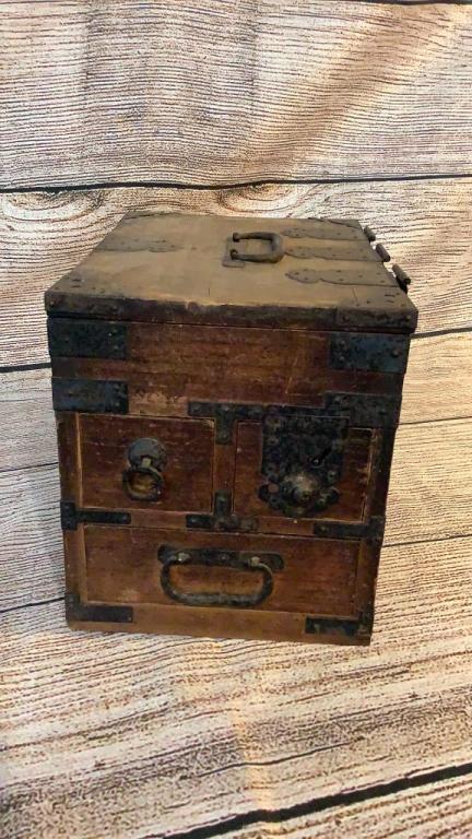 Antique Chinese Wooden Box (1 of 4)