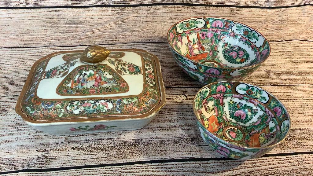 3 Pieces Famille Porcelain (1 of 6)