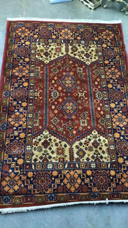 Vintage Agra Area Rug: 4 x 6, older rug newer backing?