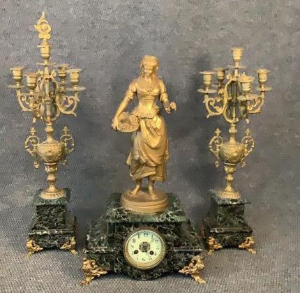 3 Piece Garniture Set (1 of 5)