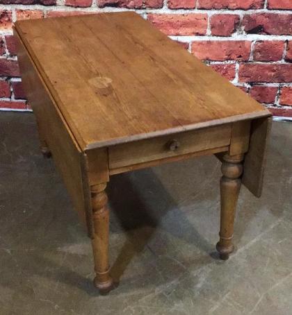 Pitch Pine Drop Leaf Table (1 of 3)