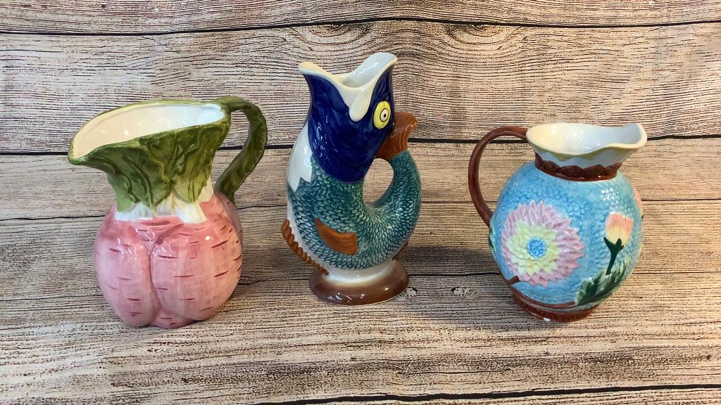 3 Pieces Contemporary Majolica Pottery (1 of 6)