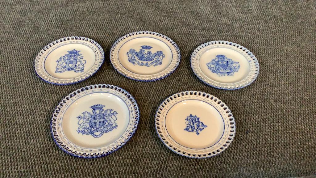 5 Emile Galle Nancy Plates (1 of 7)