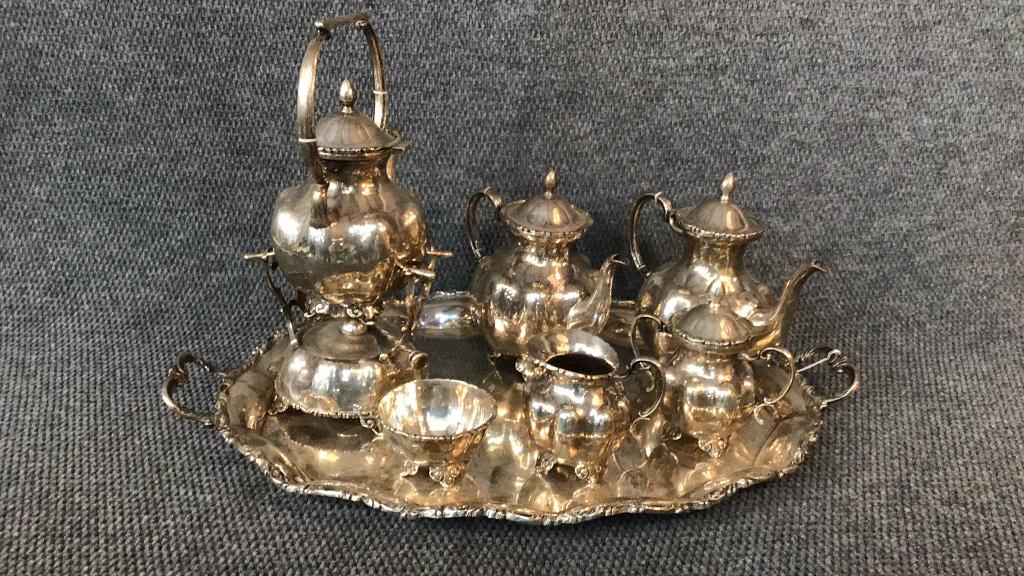 Impressive 7 Piece Sterling Tea service (1 of 8)