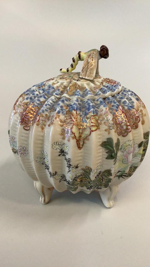 Asian Porcelain Melon Form Lidded Bowl (1 of 5)