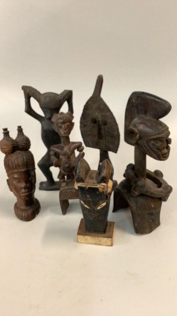 6 African Tribal Carvings (1 of 5)