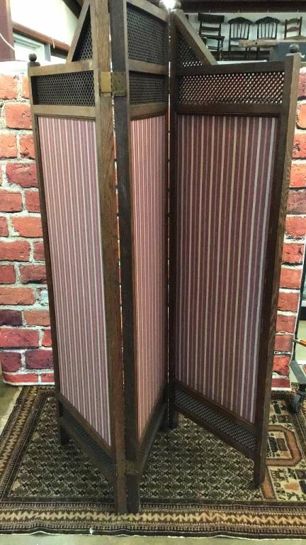3 Panel Mission Oak Room divider , (1 of 3)