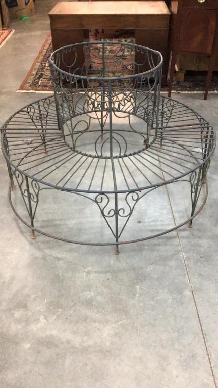 2 Piece Iron Tree Bench (1 of 2)
