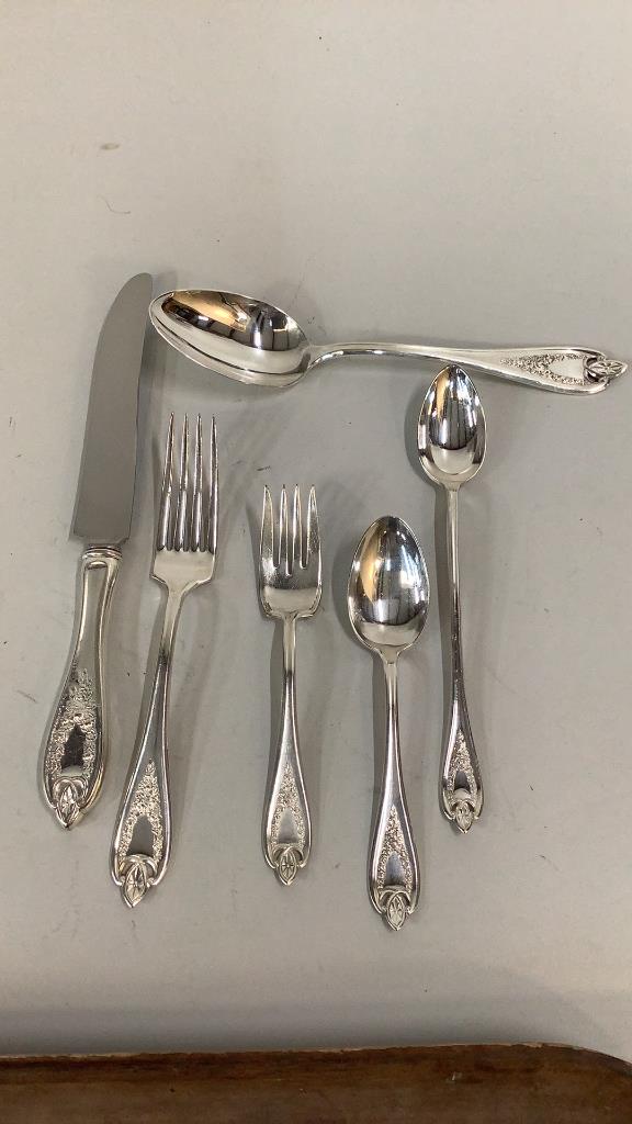 48 Pieces Rogers Silver Plate: 1847 pattern