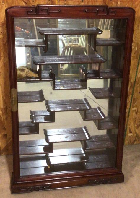 Asian Elmwood Miniatures Display: 34' X 20 'x 5 Line 123
