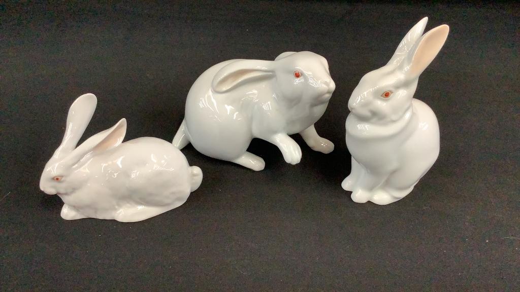 3 Herend Rabbits (1 of 4)