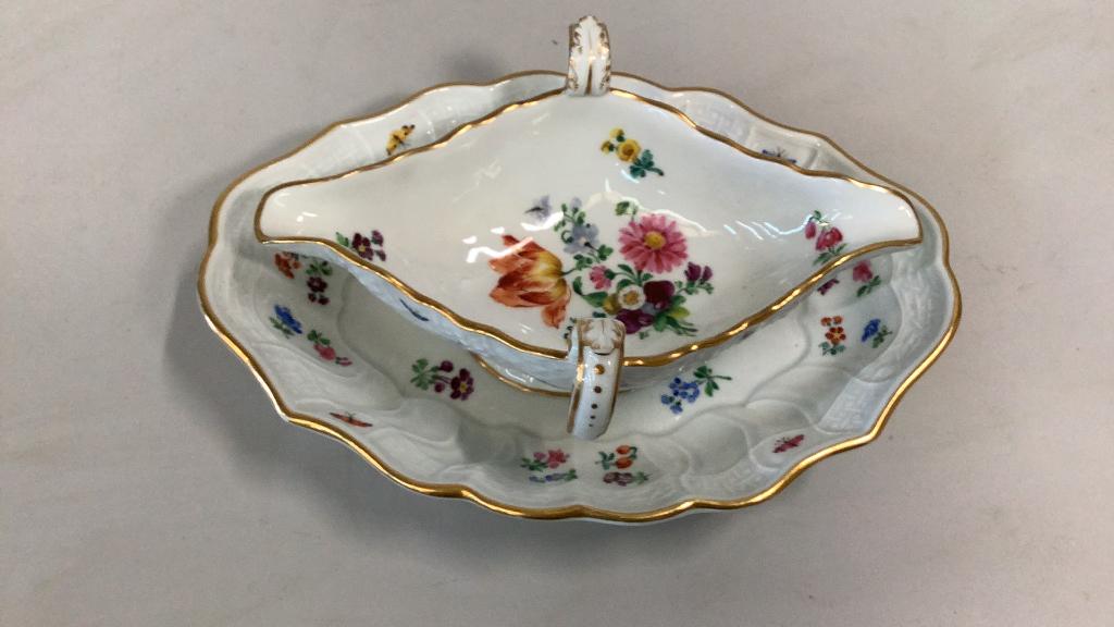 Meissen Sauce Boat (1 of 4)