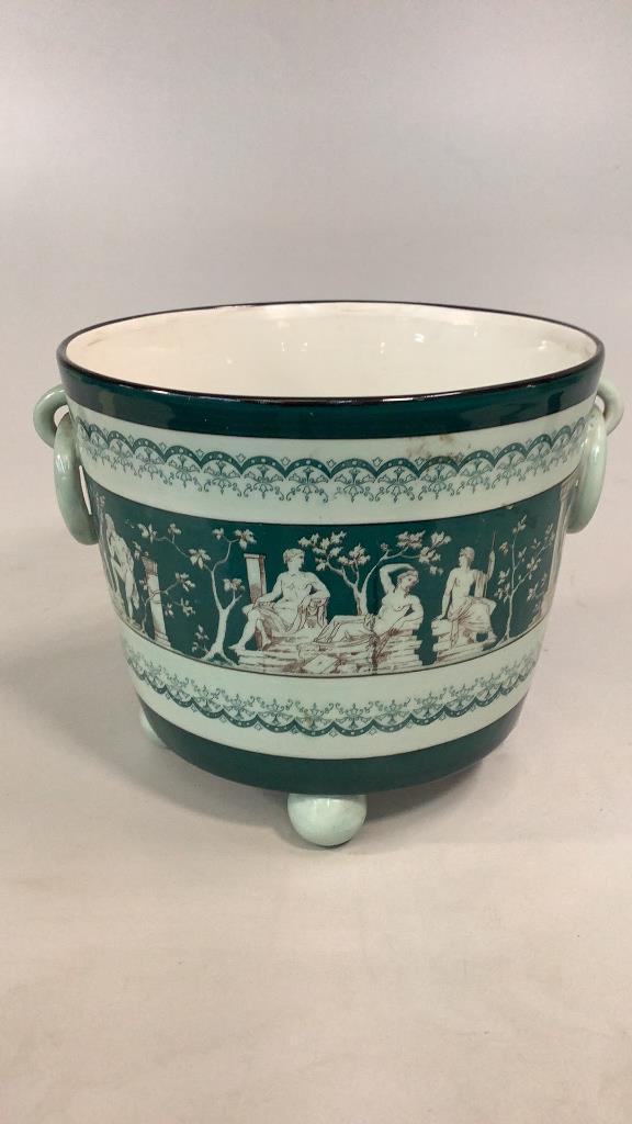 KPM Porcelain Urn (1 of 5)
