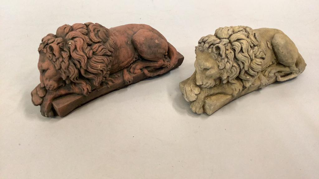 2 Recumbent Lion Garden Statues (1 of 5)