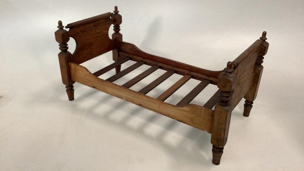 Hand Made Miniature Bed (1 of 4)
