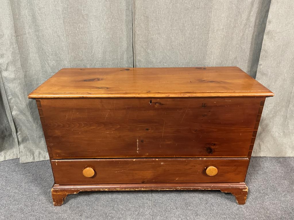 White Pine Blanket Box (1 of 5)