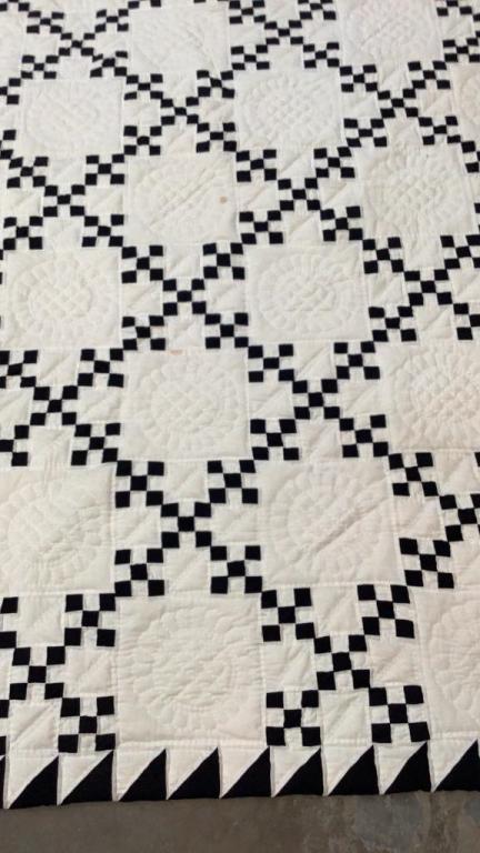 Pieced Country Quilt (1 of 4)
