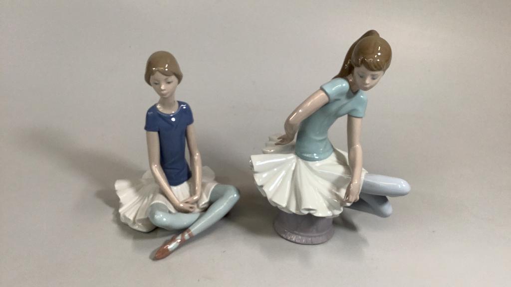 2 Lladro Figures (1 of 7)