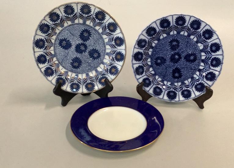 3 Minton Plates (1 of 5)