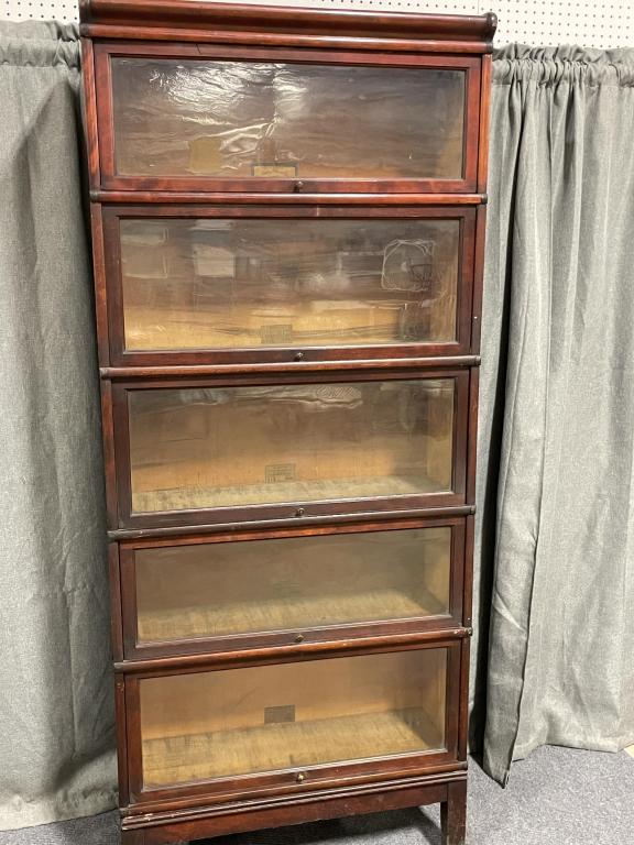 Globe & Wernicke 5 Stack Lawyers Bookcase (1 of 3)