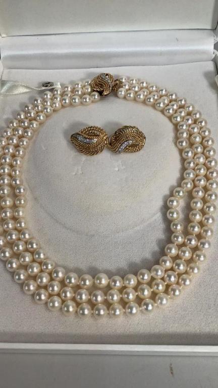 14K Gold and Pearl Ensemble (1 of 7)