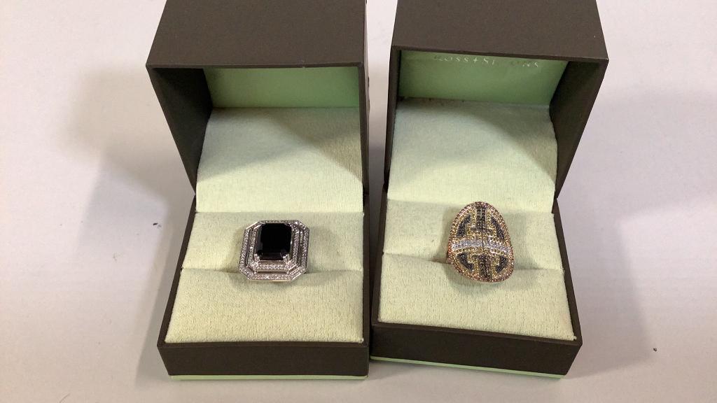 2 Ladies Rings (1 of 4)