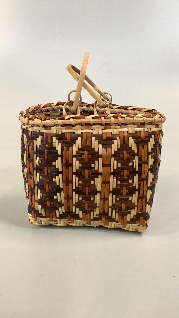 Cherokee Rivercane Purse Basket (1 of 5)