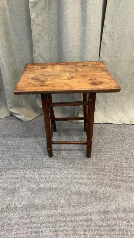 Early Tavern Stand: Original finish, 1 board top, rose head nails, 26.5 tall x 25 wide x 19 deep