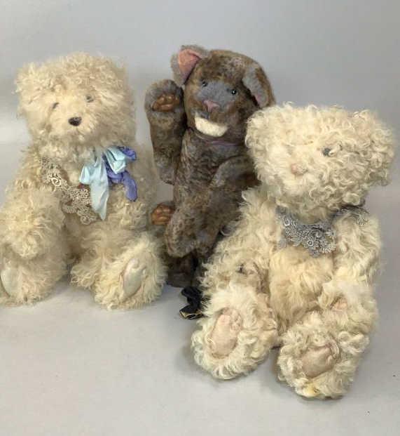 3 Hand Crafted Animals, Wendy Brent? (1 of 6)