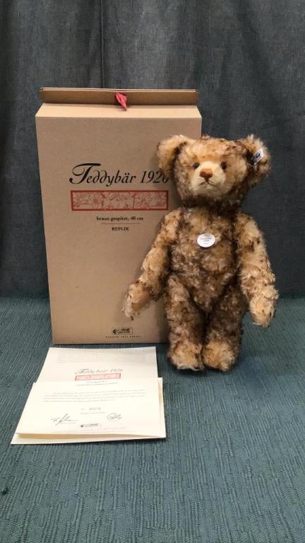 Steiff Teddybear 1926 Replica (1 of 4)