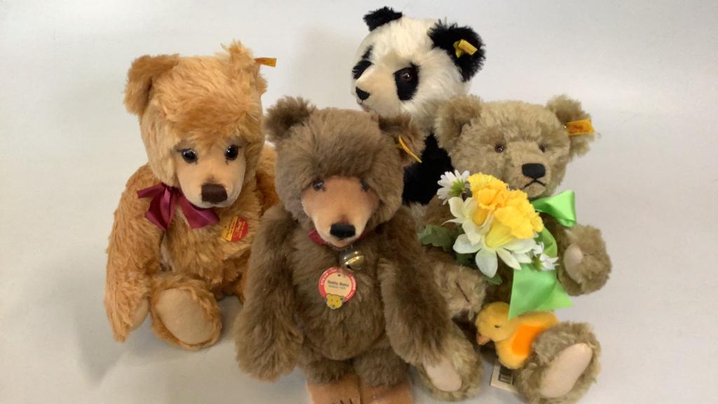4 Steiff Bears (1 of 9)