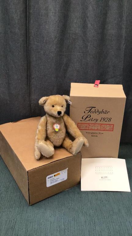 Steiff Petsy Teddy Bear 1928 Replica (1 of 5)