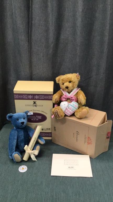 Steiff 1994 Blau and 2002 ‘Christopher’ Bear (1 of 8)