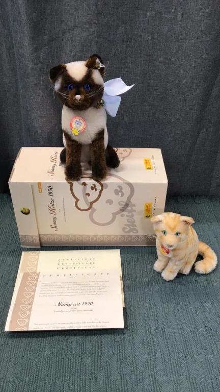 Steiff 1930 Siamy Cat Replica and Tapsy Cat (1 of 10)