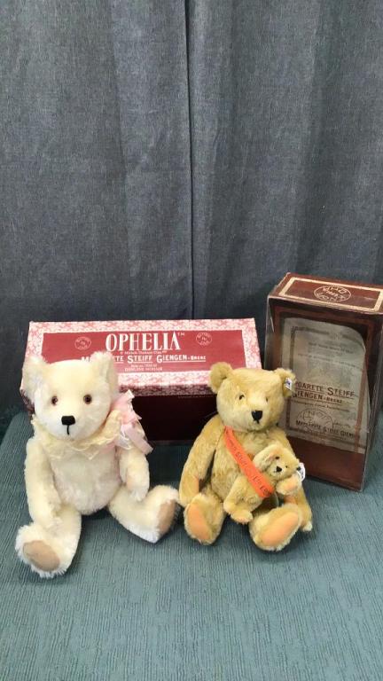 2 Boxed Steiff Teddy Bears (1 of 12)