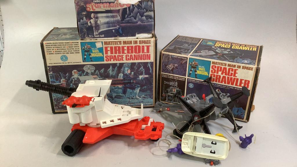 3 Space Toys (1 of 6)