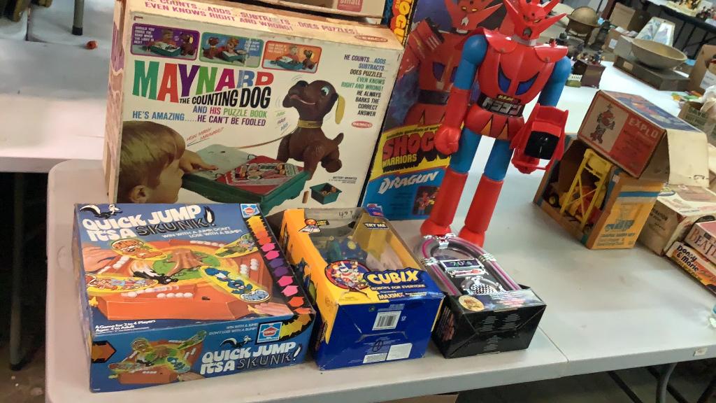 5 Vintage Toys (1 of 6)