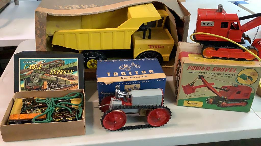 4 Vintage Toys (1 of 6)
