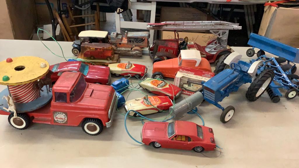 Group Toy Trucks, Tractors (1 of 6)