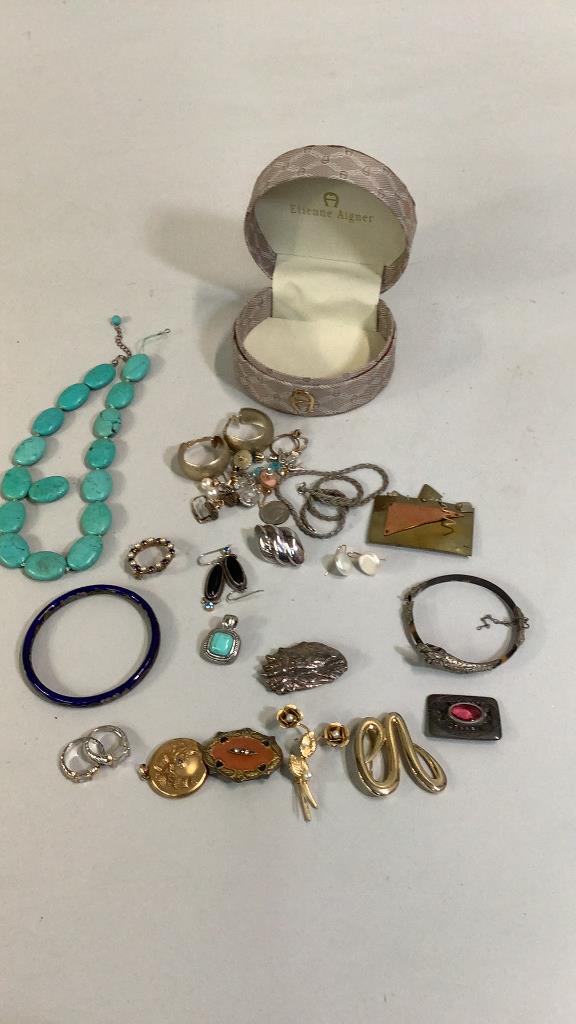 Signer Box, Group Jewelry (1 of 6)