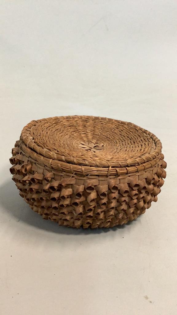 Mi’kmaq Penobscot or Micmac Indian Basket (1 of 6)