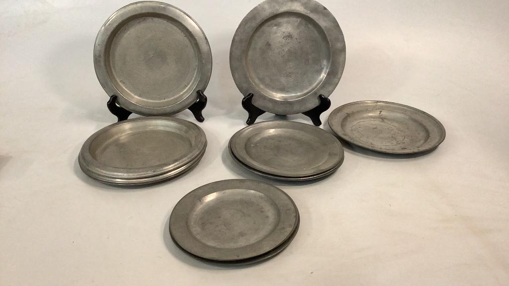 12 Pewter Plates (1 of 4)