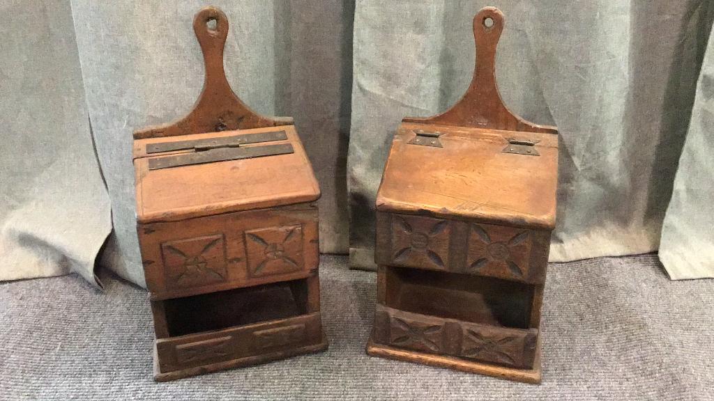 2 Pine Candle Boxes (1 of 7)