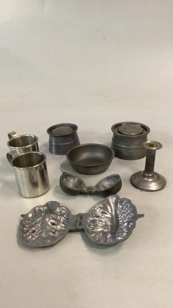 4 Pieces Steiff Pewter,2 Candy Molds, Ink Wells (1 of 6)