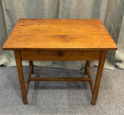 1 Drawer Pine Tavern Table (1 of 3)