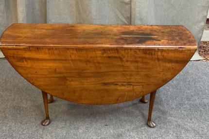 American Tiger Maple Queen Anne Drop Leaf (1 of 5)