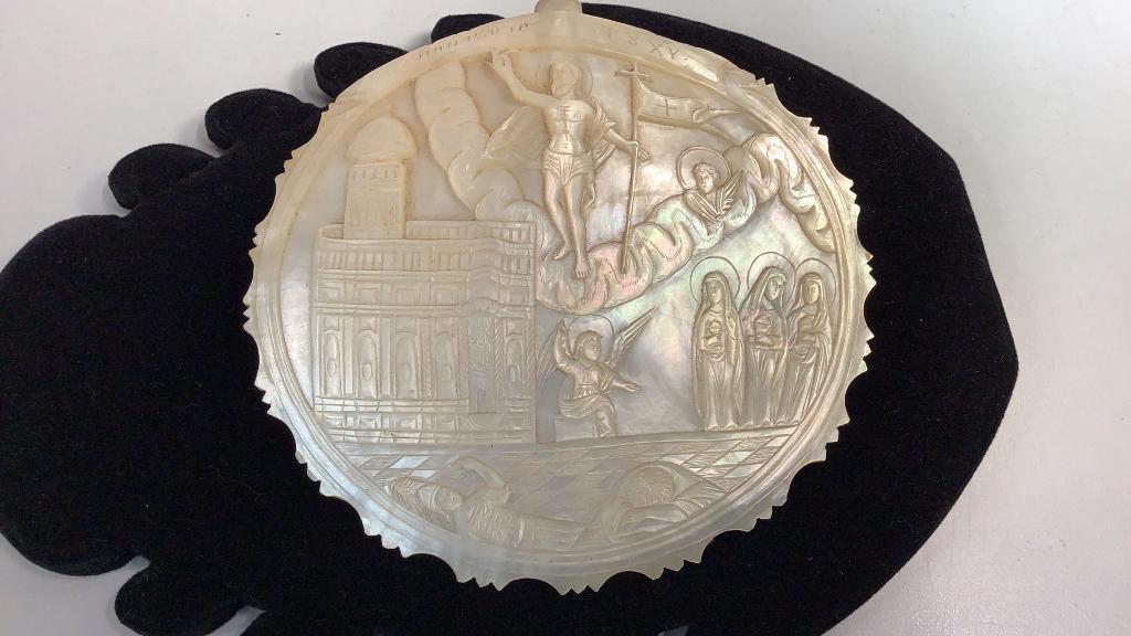 Finely Carved Mother of Pearl Shell (1 of 5)